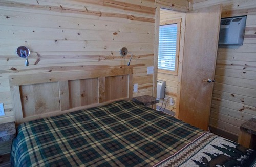 Ardenvoir Resort | Leavenworth Camping Resort Cottage 5