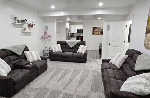 Lehi Condo | Lehi Oasis | Hot Tub | Firepit | 3D Theatre Room