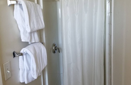 Huntington Park Hotel | Lido Hotel