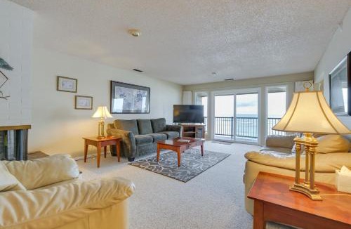 Lincoln Beach House | Lincoln City Condo: Pool Access, Walk to Beach!