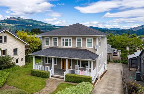 Hood River House | Lincoln House home