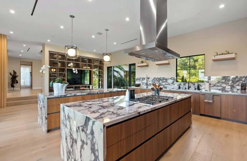 Bel Air Villa | Linda Flora