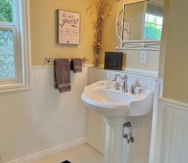 Kanab House | Little Hollywood Suite @ The Historic Kanab Inn