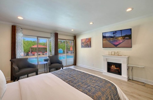 Tahquitz River Estates Hotel | Little Paradise Hotel
