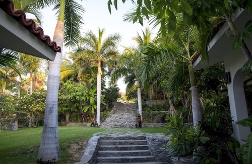 Rancho Cerro Colorado House | LOCATION! LOCATION! LOCATION! Ocean-front Villa