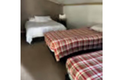 Tulelake Cabin | Lodging 1, Queen, full kitchen with necessities and hot water
