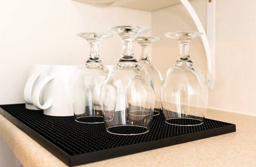 Greenwood Apartment | Loftium | Stylish Greenwood Guest Suite ★