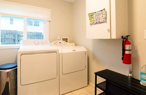 Greenwood Apartment | Loftium | Stylish Greenwood Guest Suite ★