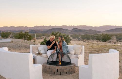 Twentynine Palms House | Loma Vista - Pool Spa Outdoor Movies Meditation