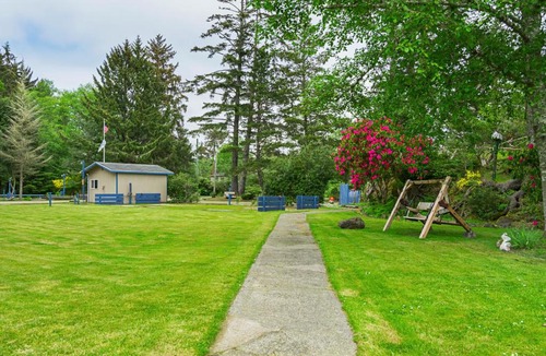 Seaview Resort | Long Beach Camping Resort Cabin 2