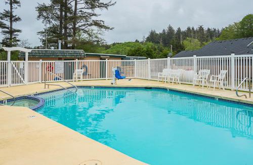 Seaview Resort | Long Beach Camping Resort Studio Cabin 3