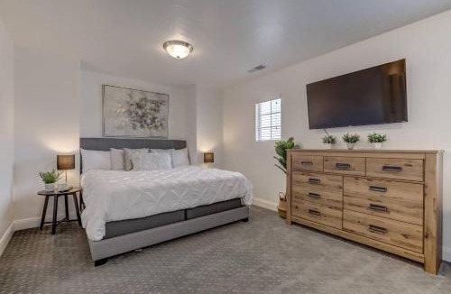 Sienna Hills House | Long Stays Welcome! Pet Friendly & Heated Pool