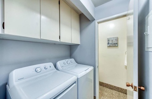Raisin Apartment | Lovely 2 bedroom condo in quiet location