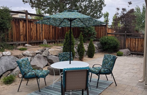 Sparks House | Lovely 3-bedroom handicap accessible, family friendly house in Spanish Springs