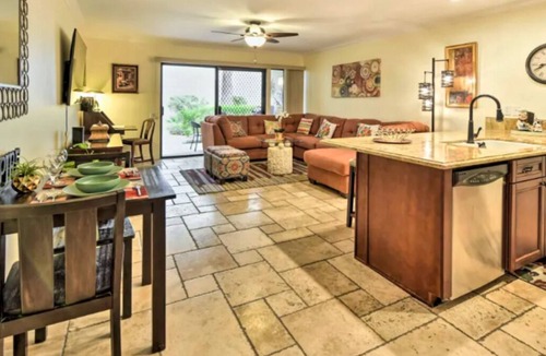 Twin Palms Condo | Lovely Ground Floor Unit