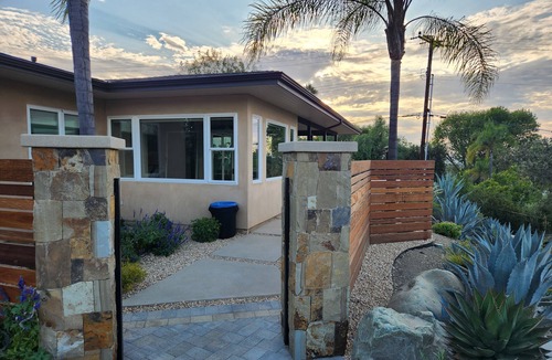 Thousand Oaks Villa | Lovely Hilltop Villa with amazing views, Private gated access and Parking