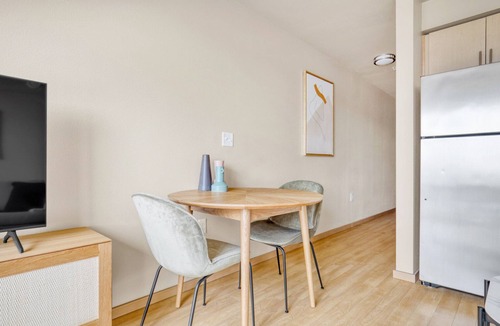 Lower Queen Anne Apartment | Lovely Queen Anne 1BR w/Gym, W/D, Lounge & Roof Deck, by Blueground