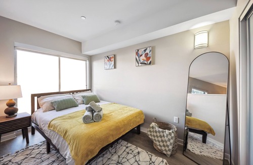 Pico Bed & Breakfast | Lovely Studio in Santa Monica w Free Parking