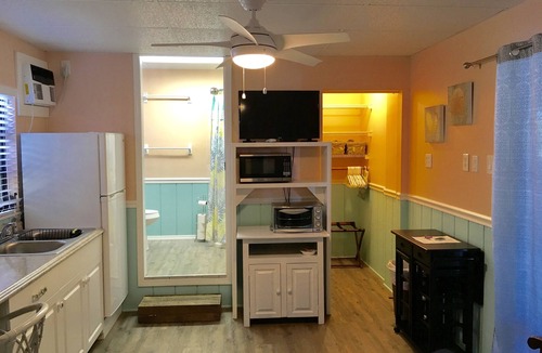 Cutthroat Harbor Estates Apartment | Lower Keys Escape