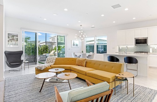 Palm Springs House | Lumen at Tahquitz: New Build with Pool, Fire Pit & Designer Interiors