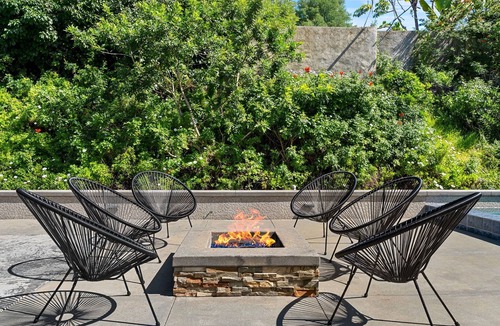 Hidden Valley House | Lux 4-bedroom home with AC, pool&spa, roofdeck in beautiful La Jolla