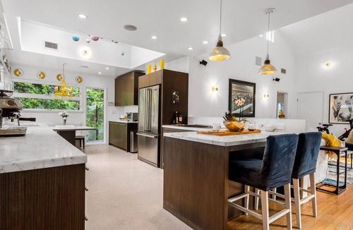 Mar Vista House | Lux 4Bdrm Romantic Wst LA Zen Home w Pool & Lounge