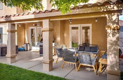 Spring Valley Villa | LUX 7BR/3BA Villa Pool+Jacuzzi+ClubRoom+Garage+