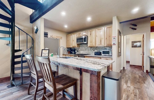 Kings Beach House | Luxe All-Season Escape - Pool, Sauna, Tennis - Near Kings Beach & Ski Resorts