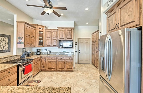 Lake Havasu City House | Luxe Retreat w/Lake Havasu View & Pool!