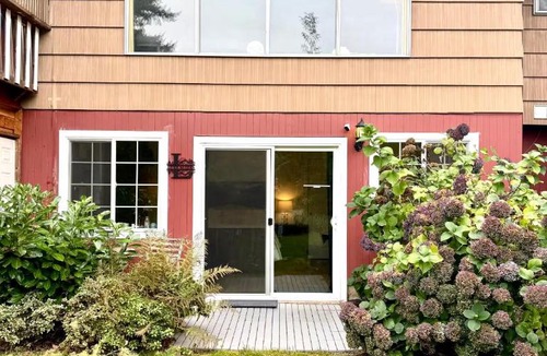 Wilkes House | Luxe Spa Studio - Soaking Tub - Private - Quiet
