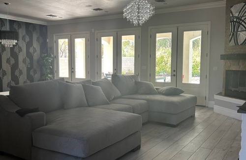 Silverstone Ranch House | Luxurious 4-bedroom house with courtyard and pool in Las Vegas