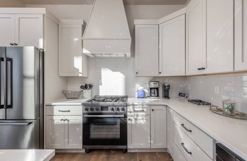 Deer Mountain House | Luxurious 4BR condo in Park City, with a hot tub