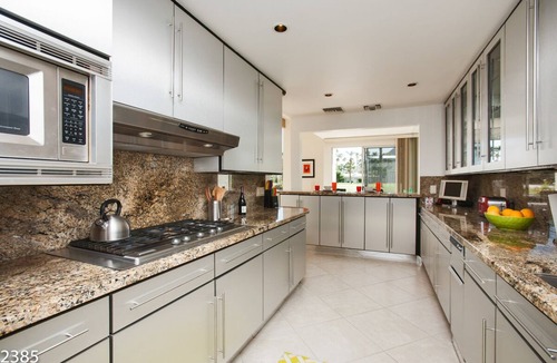 Indian Canyon House | Luxurious Golf Retreat with Pool Table, Bar, and Pool!