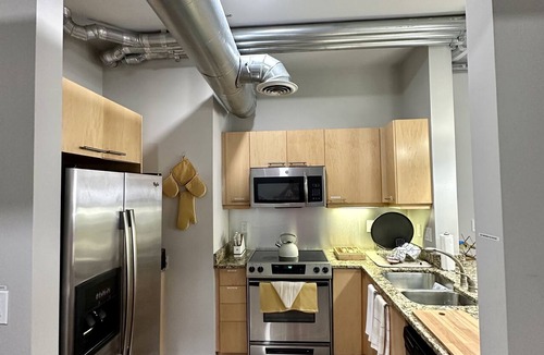 Atlantic Station Area Condo | Luxurious Loft W PATIO VIEW