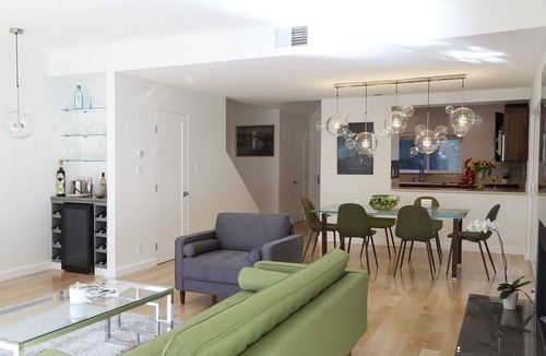 Beverly Grove House | Luxurious modern 5 stars townhouse in the heart of Weho
