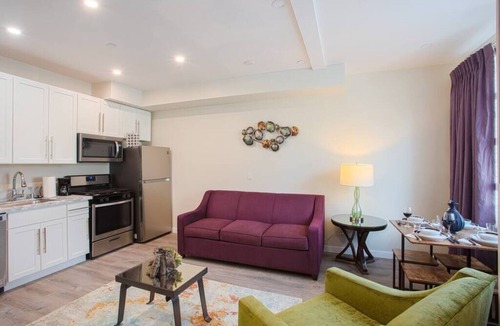 Bankers Hill Apartment | Luxurious One Bedroom Suite with Balboa Park View