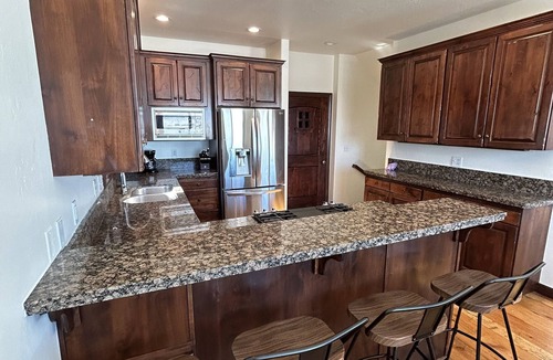 Bear Hollow Village Cottage | Luxurious Park City Ski Home - Stunning Views