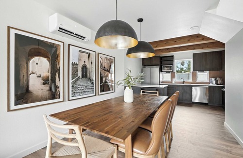Kerns House | Luxury 2BR New Spanish Townhome Fast WiFi AC