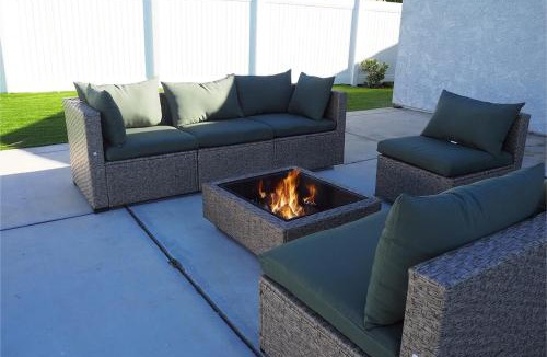 Mira Mesa Villa | Luxury 3BR, 2BA Newly Renovated with Huge Backyard