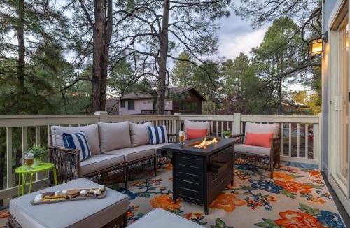 Ponderosa Trails House | Luxury 5BR Mountain Chalet Hot Tub Game Room