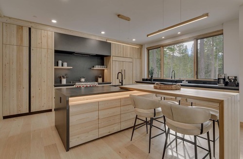 Olympic Valley House | Luxury Creekside Retreat Near Palisades Tahoe - Whispering TLUXP