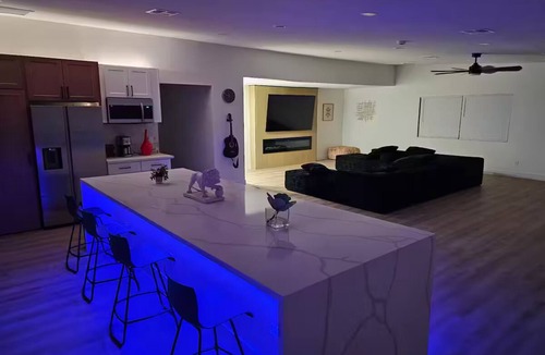 Pahrump House | Luxury Desert Mansion on a Budget? Click to find out mo…