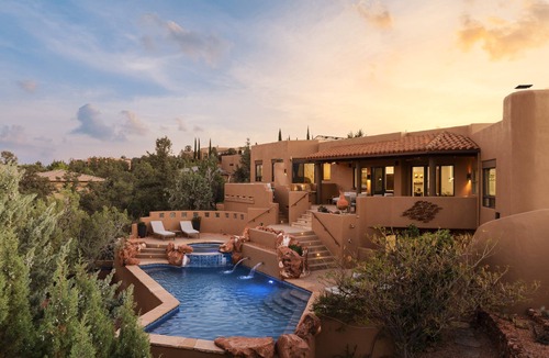 West Sedona House | Luxury Duo | 2 Homes, 12BR, 8BA Sleeps 29 | Pool, Spa, Game Rooms & Red Rock Views!