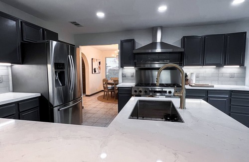 North Hilltop House | Luxury Home with Mount Shasta Views, Pool and Spa