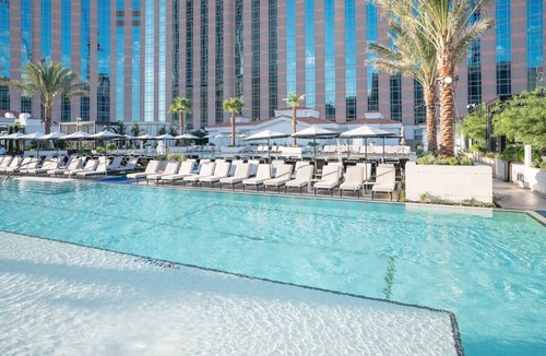 Las Vegas Hotel | Luxury King Suit at Palazzo at The Venetian