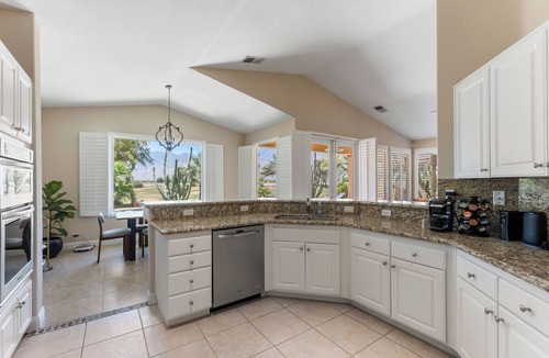 Cathedral City Villa | Luxury Palm Springs Villa: Sunset Views on Golf course, private pool & Spa