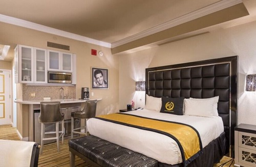Winchester Hotel | Luxury Resort & Casino