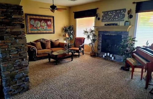 Centennial Hills Apartment | Luxury Rooms for Rent HighEnd Resort Style Living