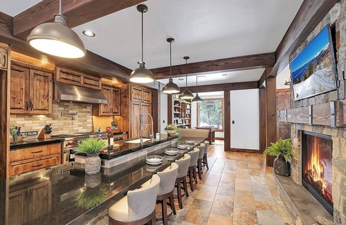 Tamarack House | Luxury ski in/out Tam Express, pet-friendly