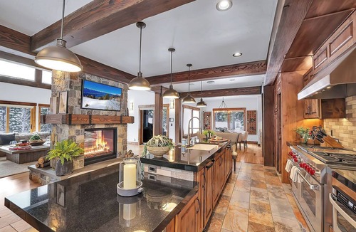 Tamarack House | Luxury ski in/out Tam Express, pet-friendly